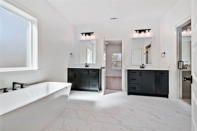 32 Luncarty Lane, Bella Vista, AR 72715