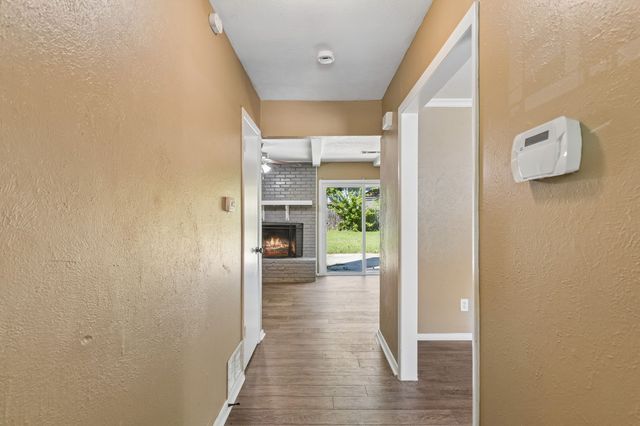 1954 Mims Street, Fort Worth, TX 76112