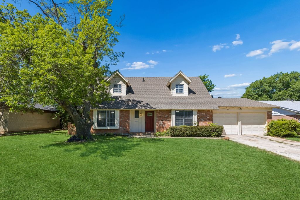 1954 Mims Street, Fort Worth, TX 76112