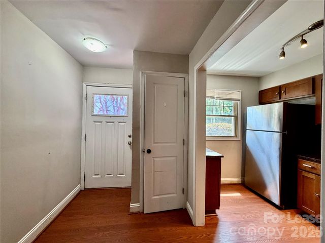 1207 Green Oaks Lane J, Charlotte, NC 28205