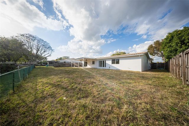 14530 SW 77th St, Miami, FL 33183