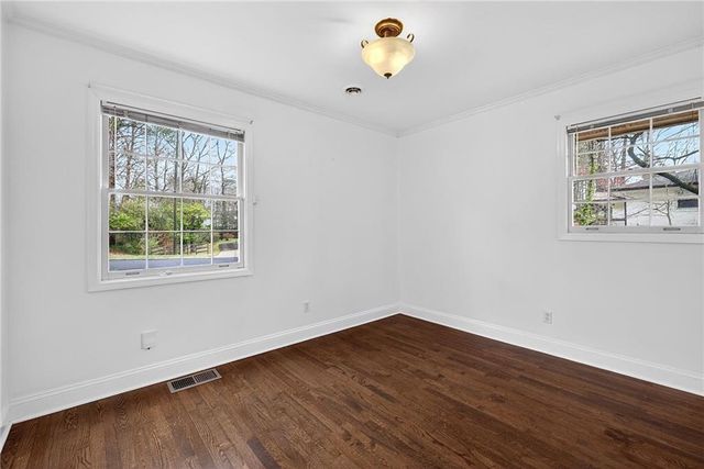 2514 Sunny SE Lane, Marietta, GA 30067