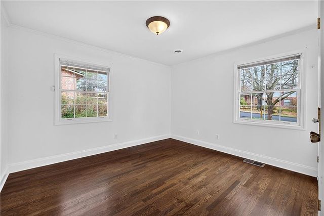 2514 Sunny SE Lane, Marietta, GA 30067