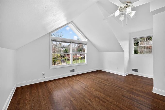 2514 Sunny SE Lane, Marietta, GA 30067