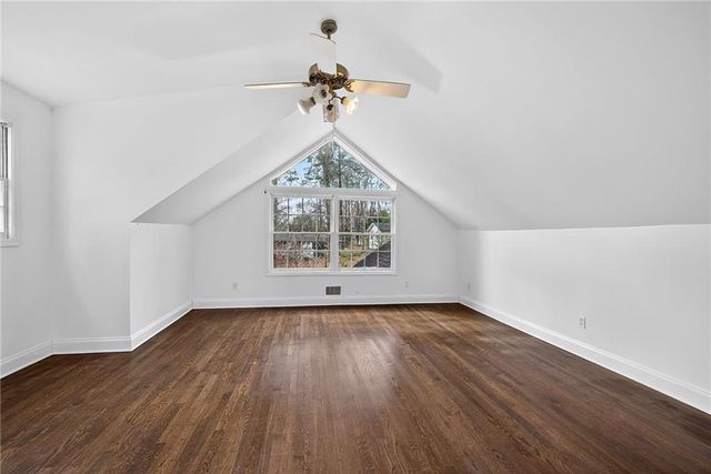 2514 Sunny SE Lane, Marietta, GA 30067