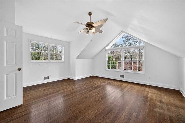 2514 Sunny SE Lane, Marietta, GA 30067