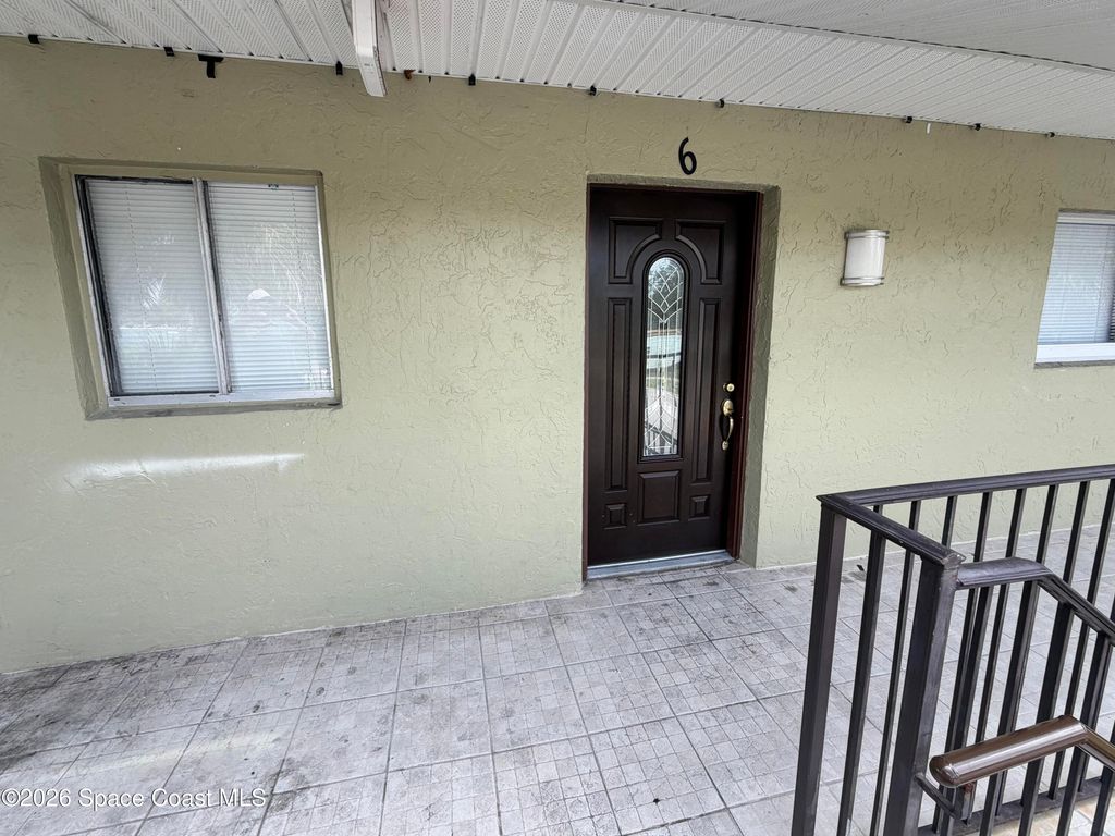 1677 Avocado Avenue 6, Melbourne, FL 32935