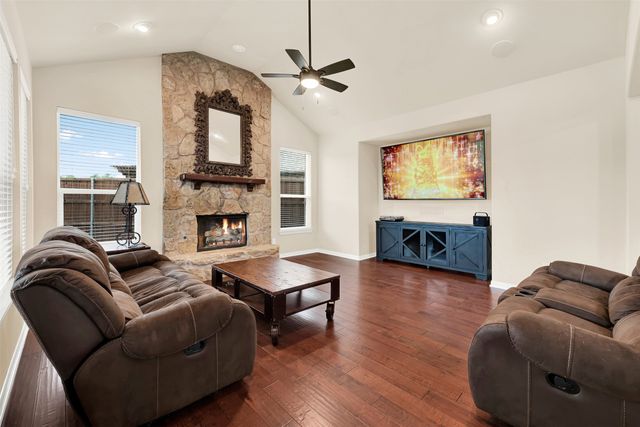 2524 Saddlehorn Drive, Little Elm, TX 75068
