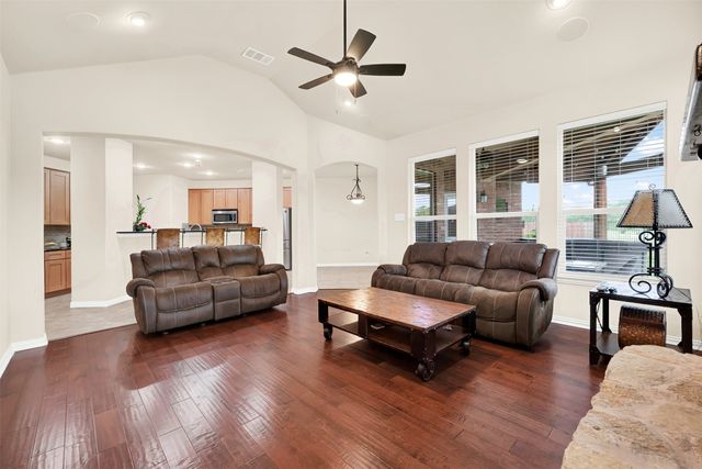 2524 Saddlehorn Drive, Little Elm, TX 75068