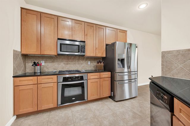 2524 Saddlehorn Drive, Little Elm, TX 75068