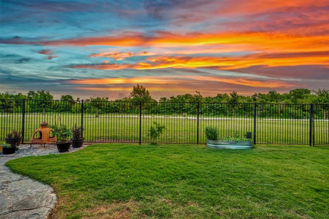 2524 Saddlehorn Drive, Little Elm, TX 75068