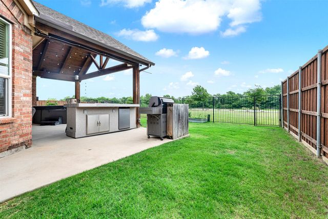 2524 Saddlehorn Drive, Little Elm, TX 75068