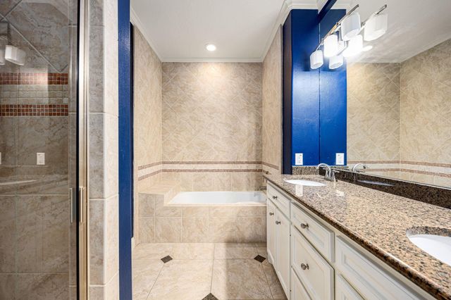 2611 Riverside Drive D, Houston, TX 77004