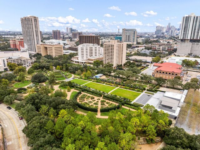 2611 Riverside Drive D, Houston, TX 77004