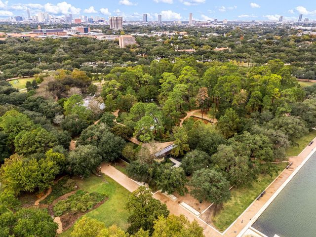 2611 Riverside Drive D, Houston, TX 77004