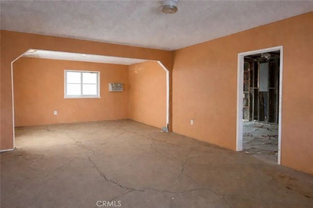 88020 Amboy, 29 Palms, CA 92277