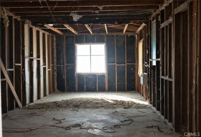 88020 Amboy, 29 Palms, CA 92277