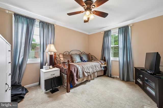 35 NORTHAMPTON DR, Willingboro, NJ 08046