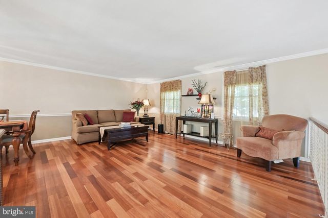 35 NORTHAMPTON DR, Willingboro, NJ 08046