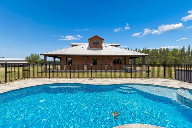 41451 NIPPER ROAD, Zephyrhills, FL 33540