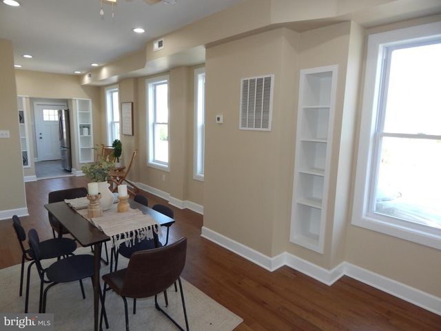 3042 E MONUMENT ST, Baltimore, MD 21205