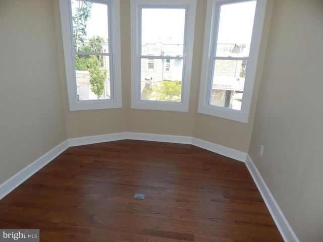 3042 E MONUMENT ST, Baltimore, MD 21205