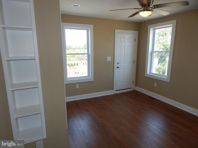 3042 E MONUMENT ST, Baltimore, MD 21205