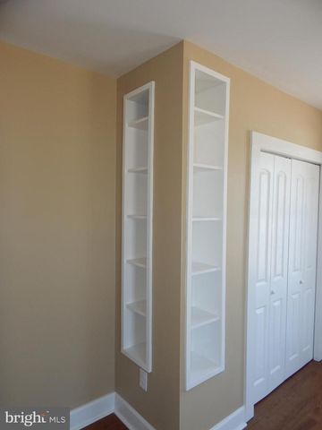 3042 E MONUMENT ST, Baltimore, MD 21205