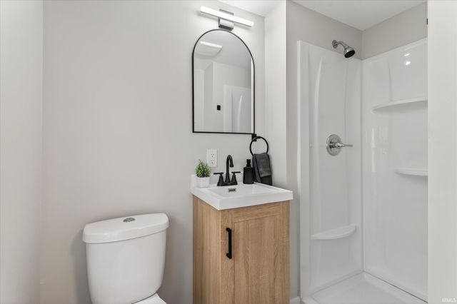 1434 E 4Th Street, Mishawaka, IN 46544