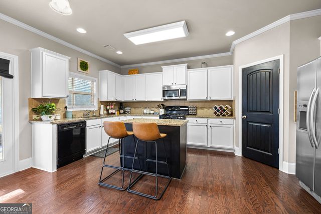 190 Tudor Way, Senoia, GA 30276