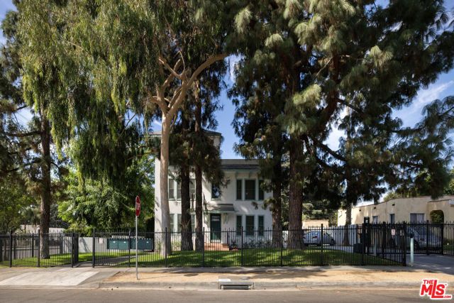 2191 El Sereno Avenue, Altadena, CA 91001