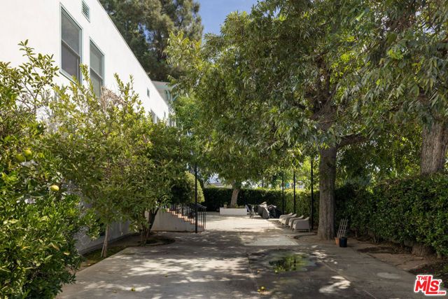 2191 El Sereno Avenue, Altadena, CA 91001