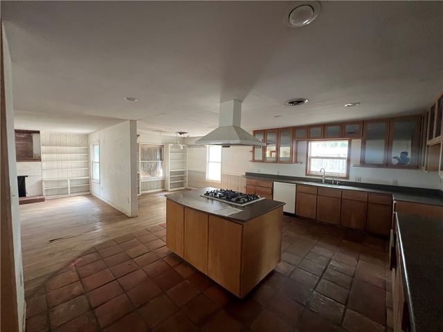 6042 Ebonwood Dr, Corpus Christi, TX 78412