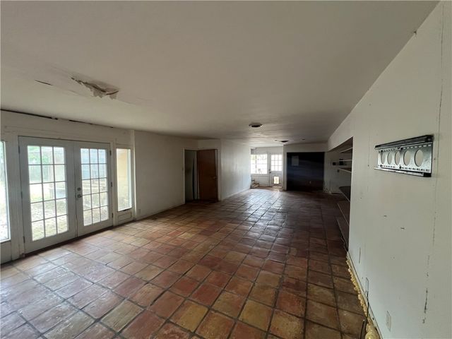 6042 Ebonwood Dr, Corpus Christi, TX 78412