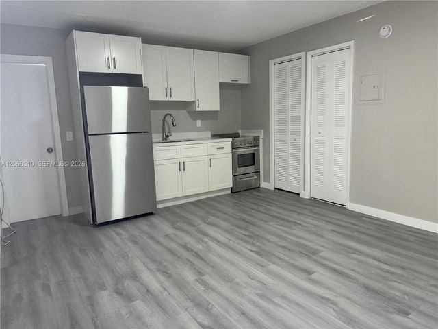 501 SE 23rd Street 12, Fort Lauderdale, FL 33316