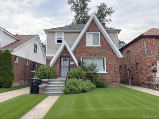 9161 Lakepointe Street, Detroit, MI 48224