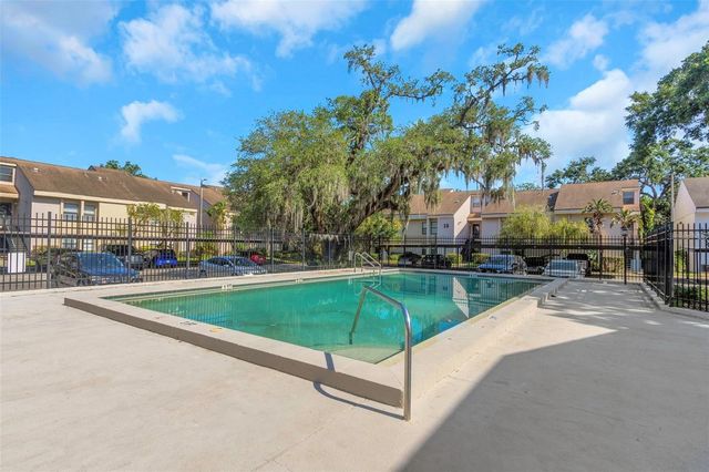 5151 PURITAN CIRCLE 1022, Tampa, FL 33617