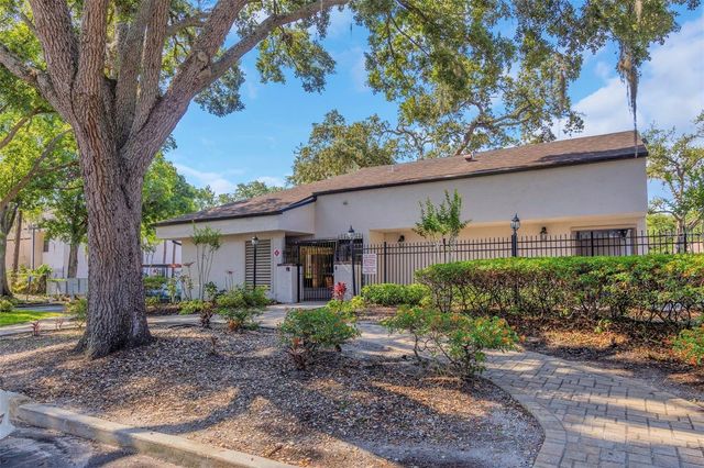 5151 PURITAN CIRCLE 1022, Tampa, FL 33617