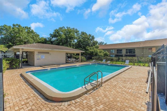 5151 PURITAN CIRCLE 1022, Tampa, FL 33617
