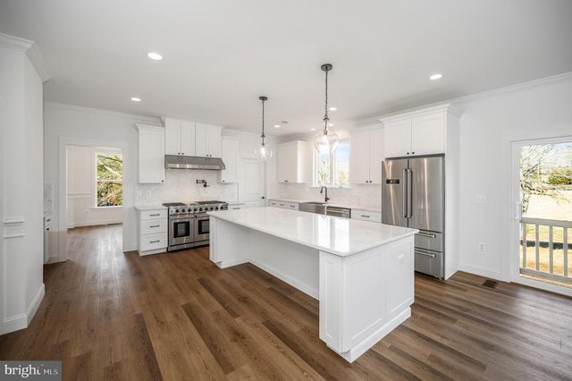 13214 BRISTOW RD, Nokesville, VA 20181