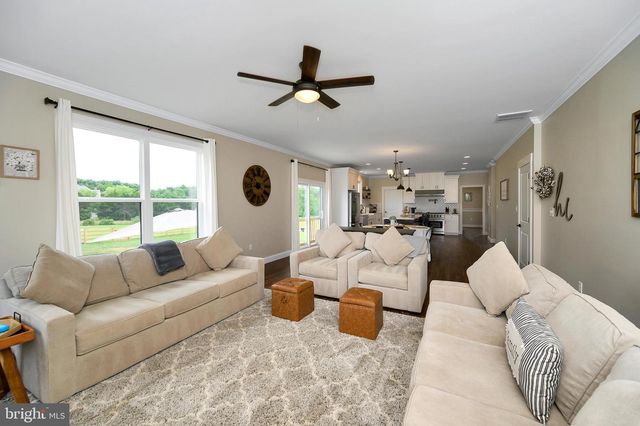 13214 BRISTOW RD, Nokesville, VA 20181
