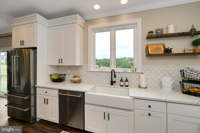 13214 BRISTOW RD, Nokesville, VA 20181