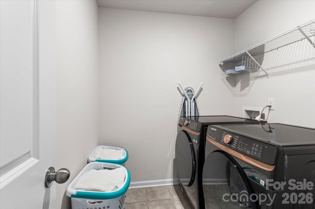 7418 Echoing Hills Lane, Maiden, NC 28650