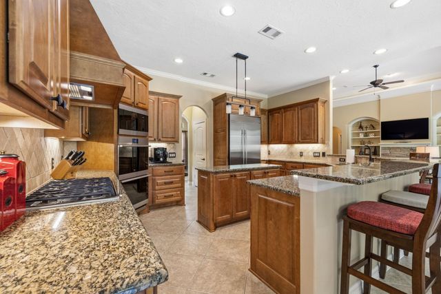 15026 Timbershade Crossing, Magnolia, TX 77355