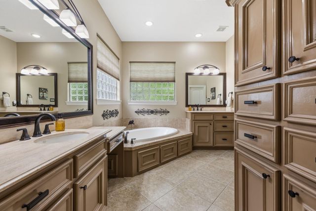 15026 Timbershade Crossing, Magnolia, TX 77355