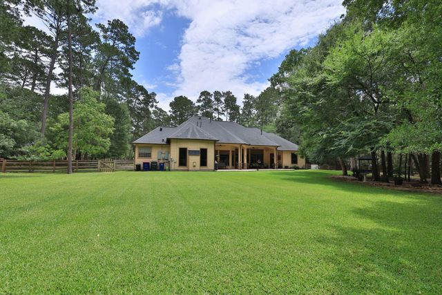 15026 Timbershade Crossing, Magnolia, TX 77355