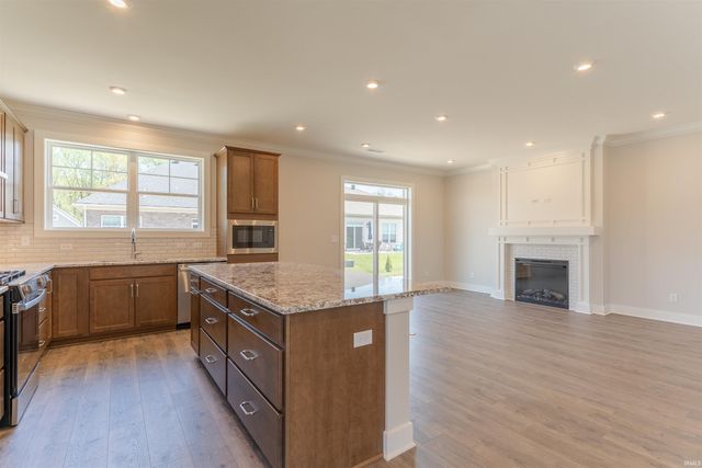 6956 Barlow Court, Newburgh, IN 47630