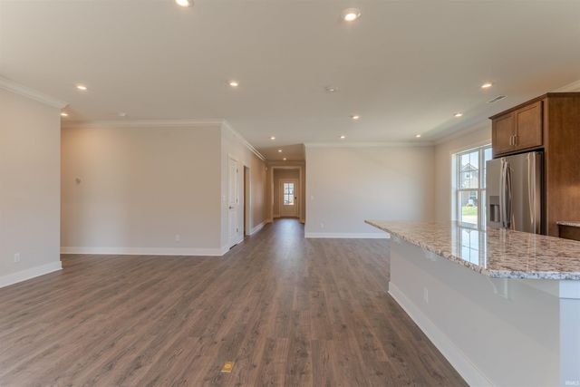 6956 Barlow Court, Newburgh, IN 47630