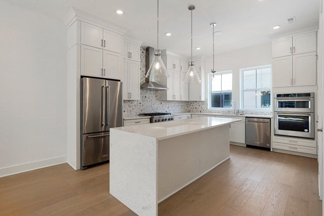 276 Dickenson Street, Columbus, OH 43215