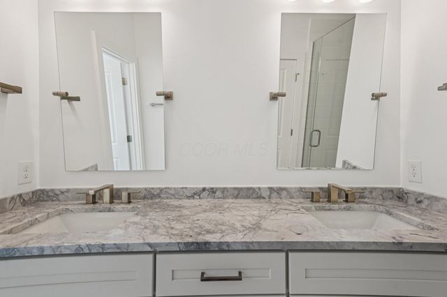 276 Dickenson Street, Columbus, OH 43215